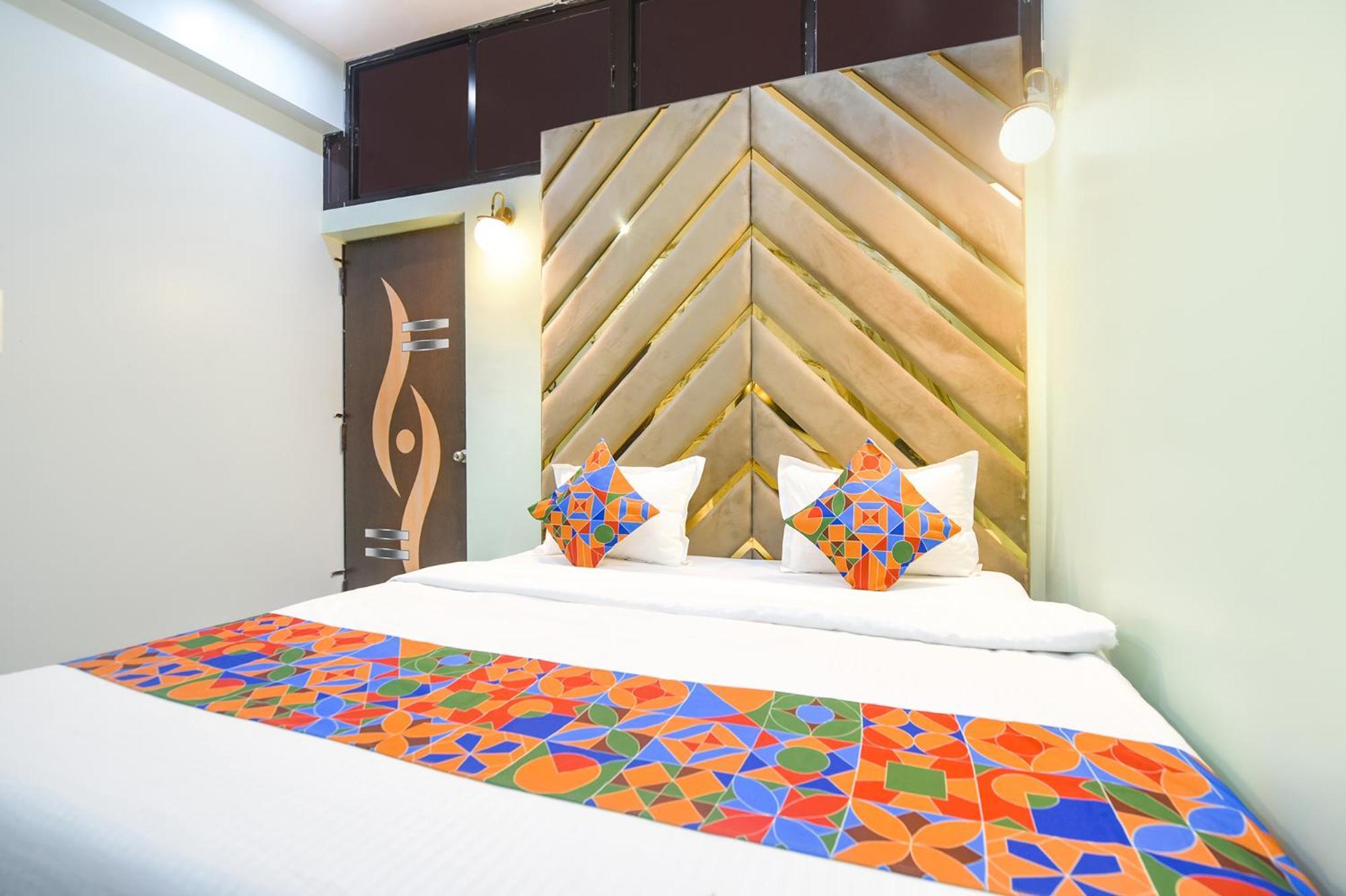 Fabexpress Mu Club Hotel Patna  Bagian luar foto