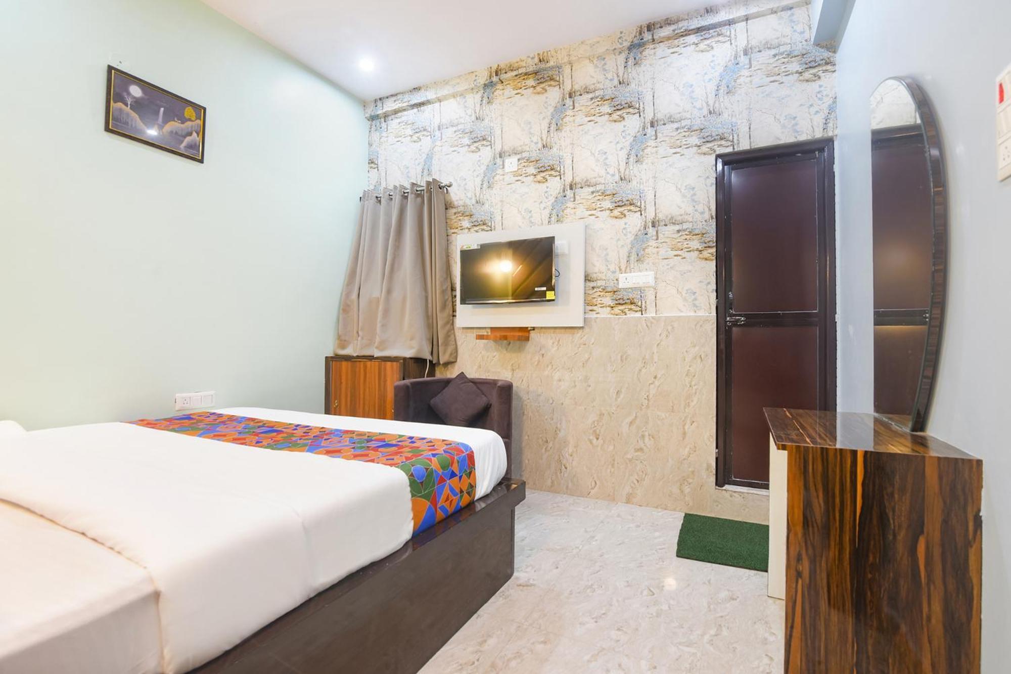 Fabexpress Mu Club Hotel Patna  Bagian luar foto