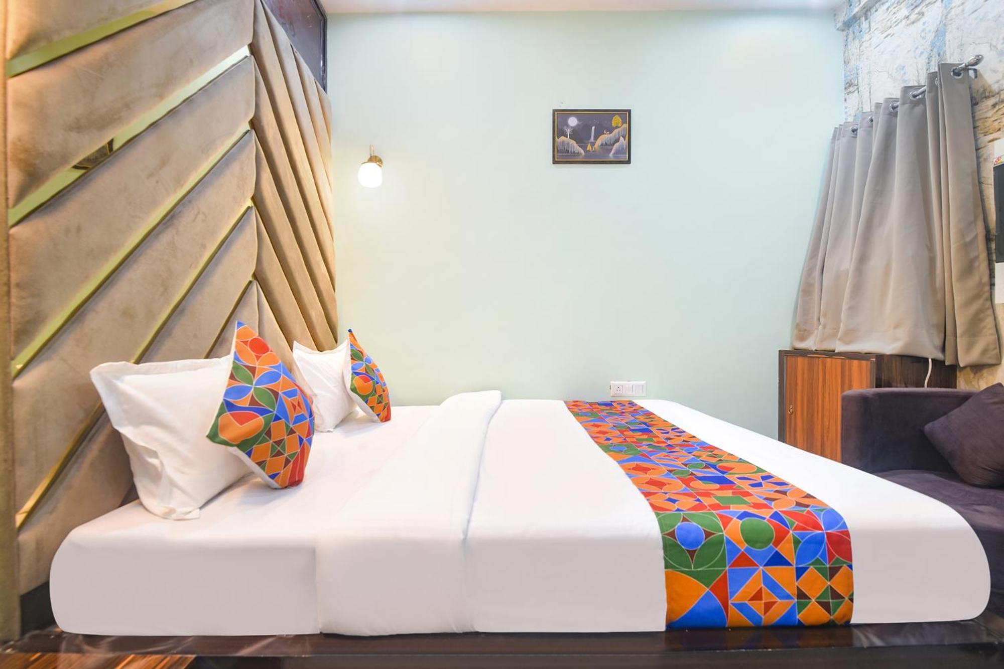 Fabexpress Mu Club Hotel Patna  Bagian luar foto