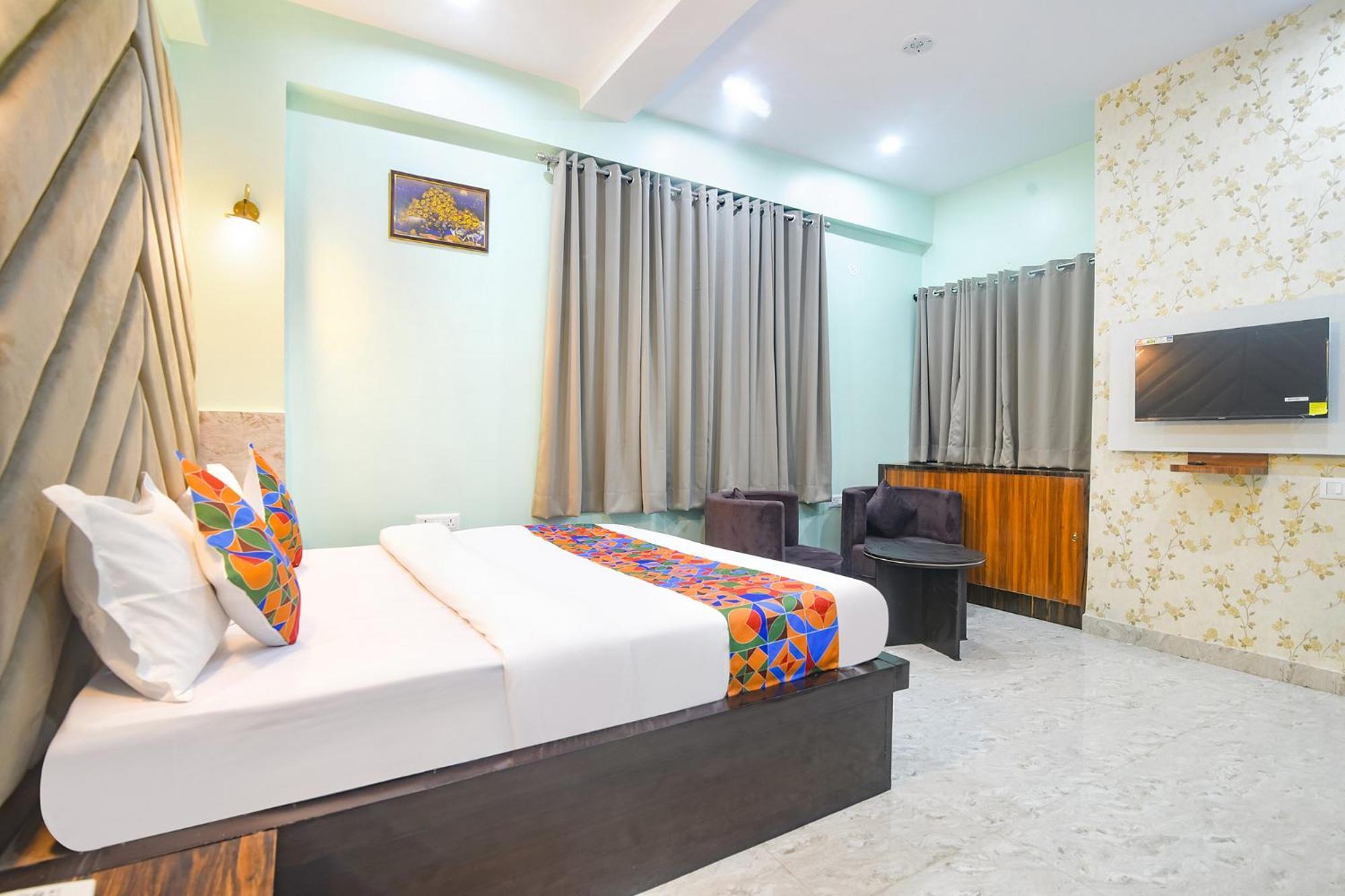 Fabexpress Mu Club Hotel Patna  Bagian luar foto